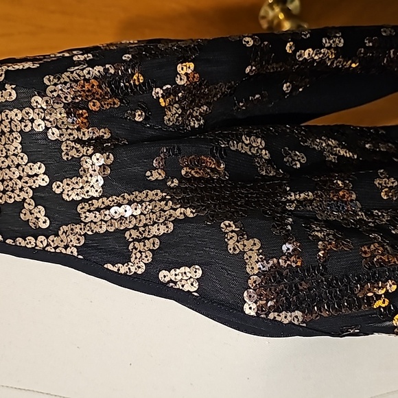 Guess gold/black sequin cardigan - Picture 3 of 9